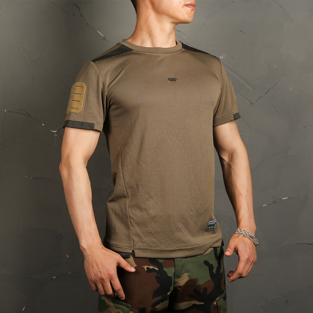 エマーソンギア ブルーレーベル UMP フロッグメン スポー - Outdoor Hunting T Shirts のレビューと価格